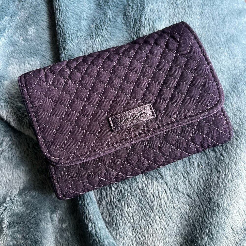 NWOT Vera Bradley Navy Wallet